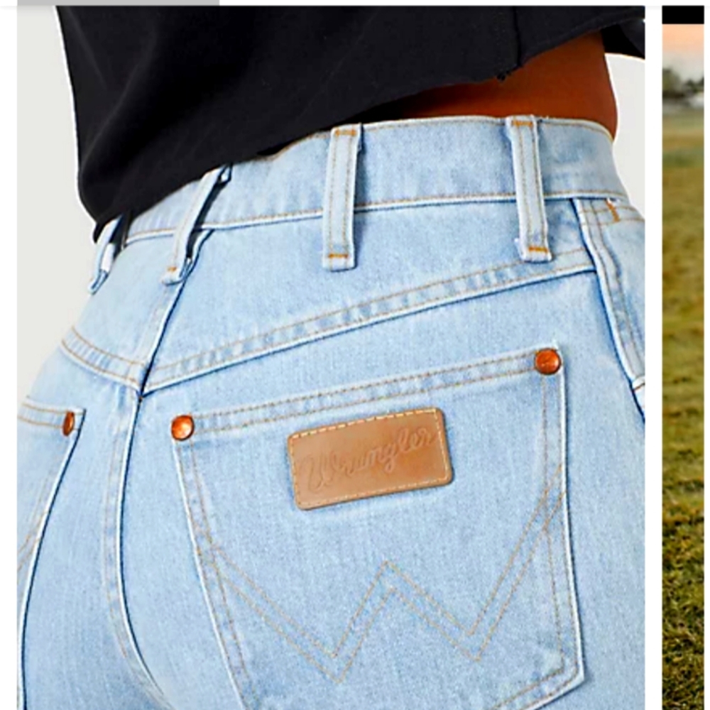 Vintage Wrangler Jeans light wash.